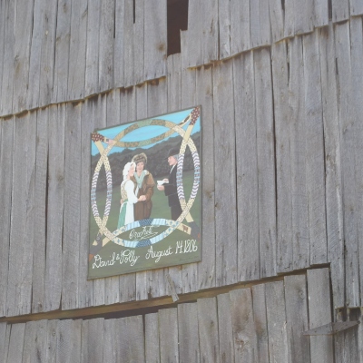photo of the barn at the marriage site of polly and davy crockett