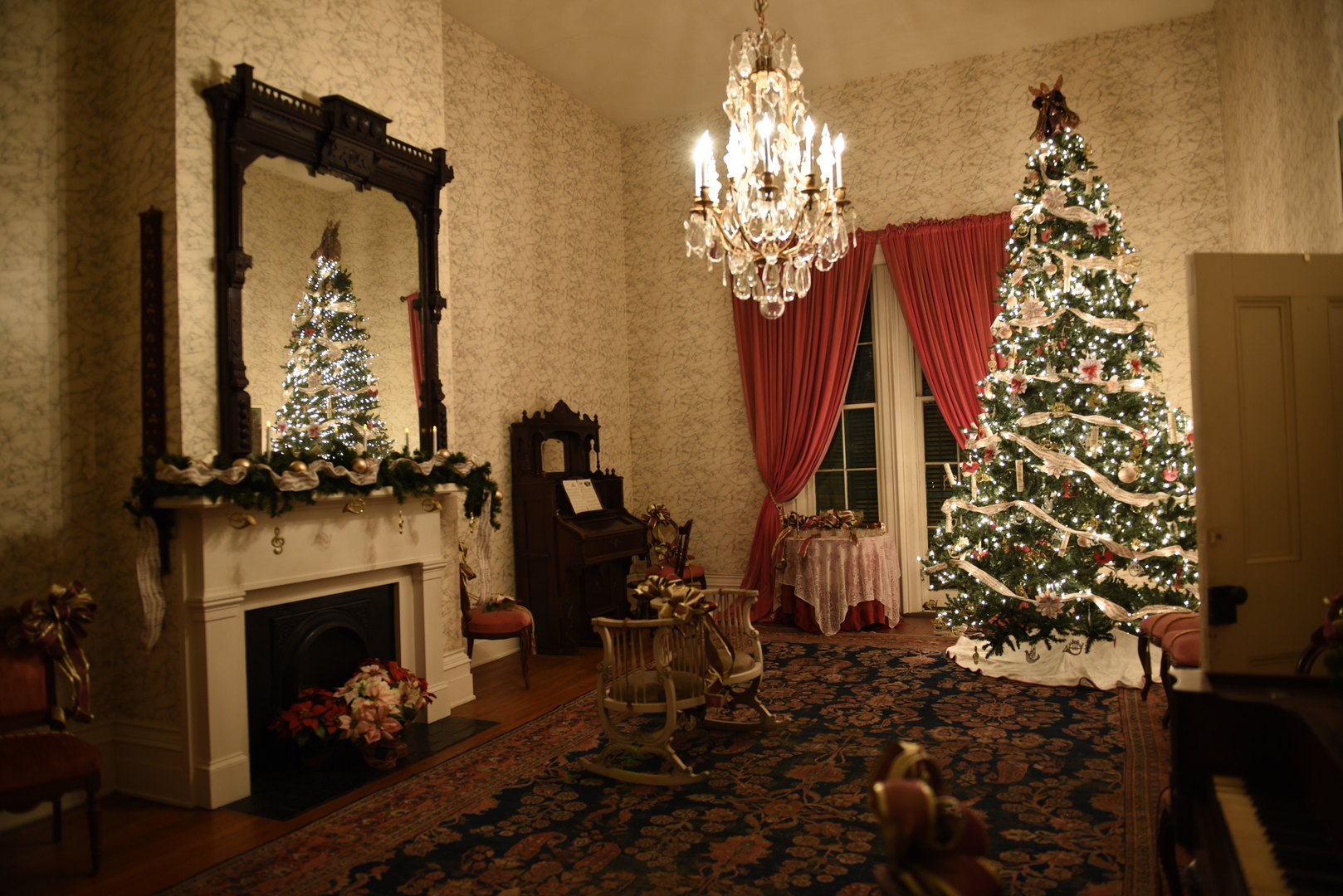 Christmas Tree in Glenmore Mansion