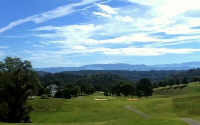 Golfing in the Lakeside of the Smokies