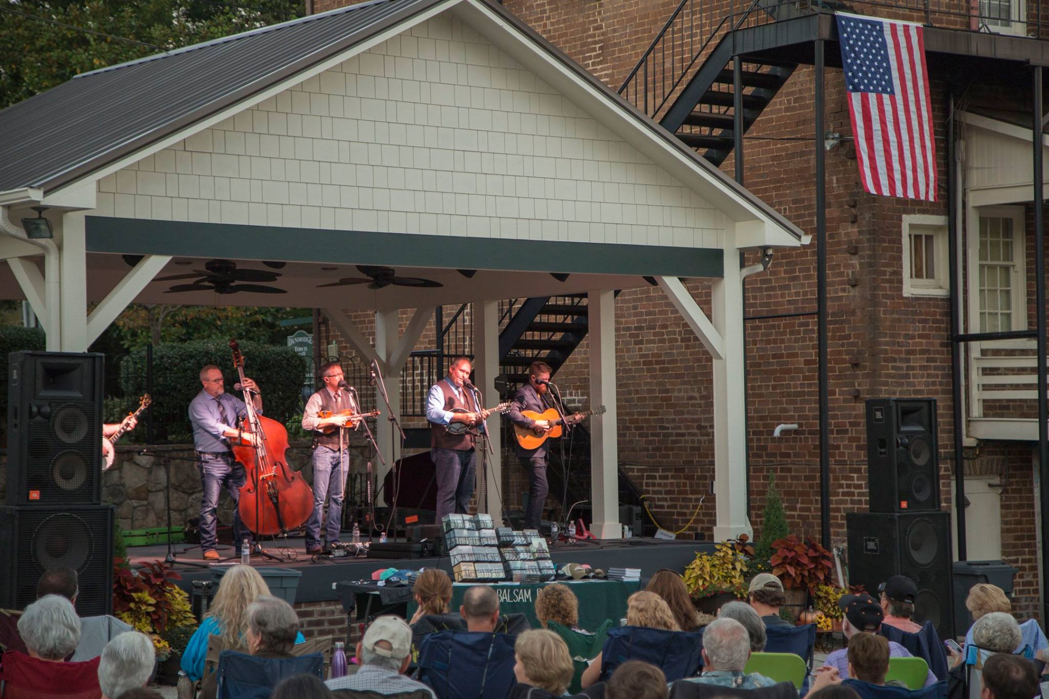 Music on the Town Dandridge 