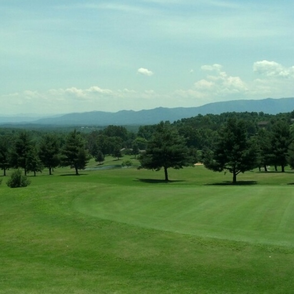 Dandridge Golf and Country Club in Dandridge TN in Jefferson County TN in East Tennessee