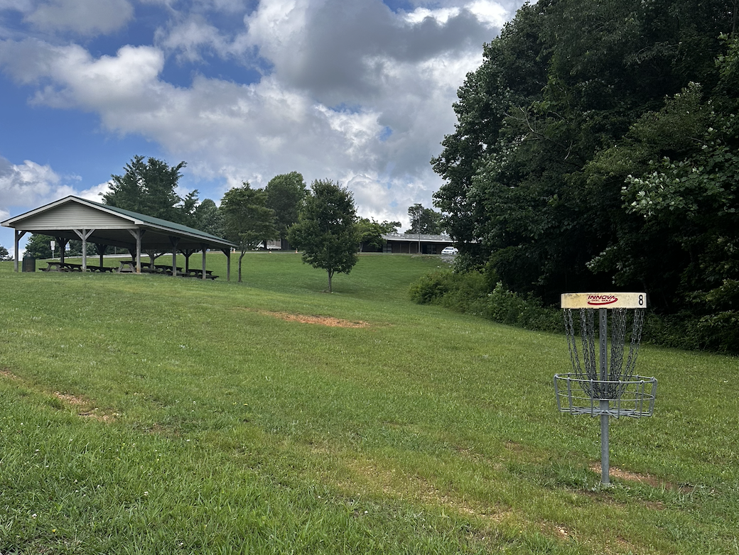 Hole 8 on disc golf course in Dandridge TN