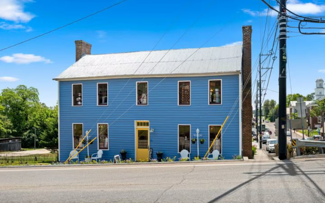 Meeting Street Boutiques