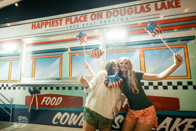 Memorial Day weekend is almost here, and there’s no better place to celebrate freedom than in the Lakeside of the Smokies! As we hit the lakes and enjoy time with friends and family, we also take a moment to remember the heroes who gave it all so we could live free. 🇺🇸

Plan your weekend here 👉 https://visitjeffersoncountytn.com/memorial-day-weekend-in-the-lakeside-of-the-smokies/

#MemorialDayWeekend #LakesideOfTheSmokies #VisitJeffersonCountyTN